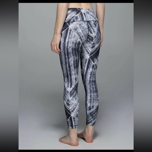 Lululemon High Times Pant Heat Wave 7/8 Leggings Size 4 Limited Edition - Picture 2 of 8